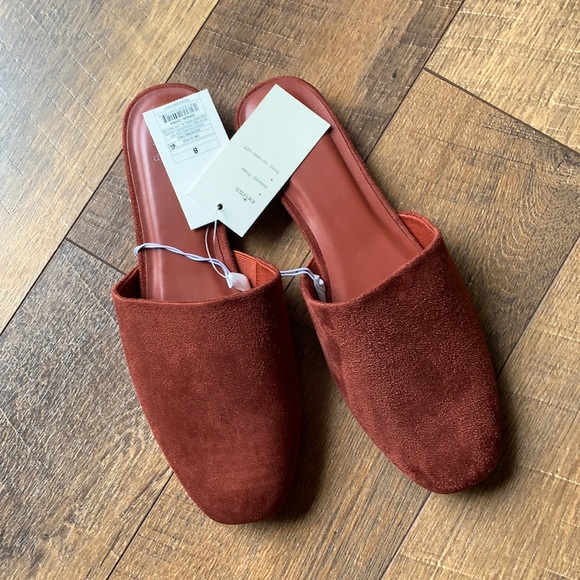 a new day Shoes - NWT Suede Mule🍁